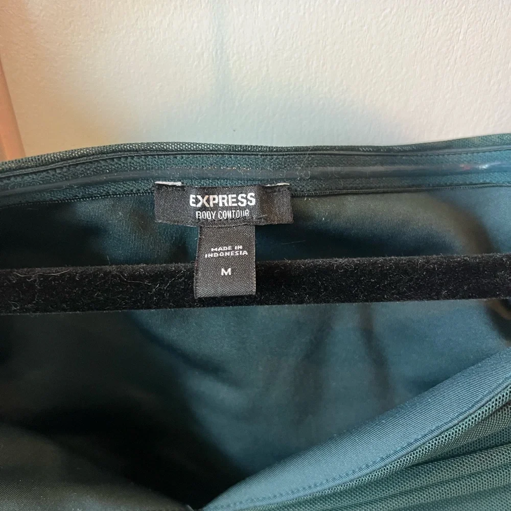 Express Dark Green Bodysuit - Picture 2 of 4